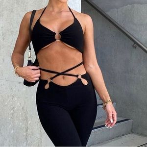 White fox boutique stand alone crop top